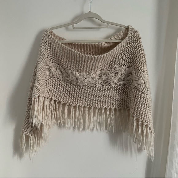 Vintage handmade poncho - Picture 4 of 8